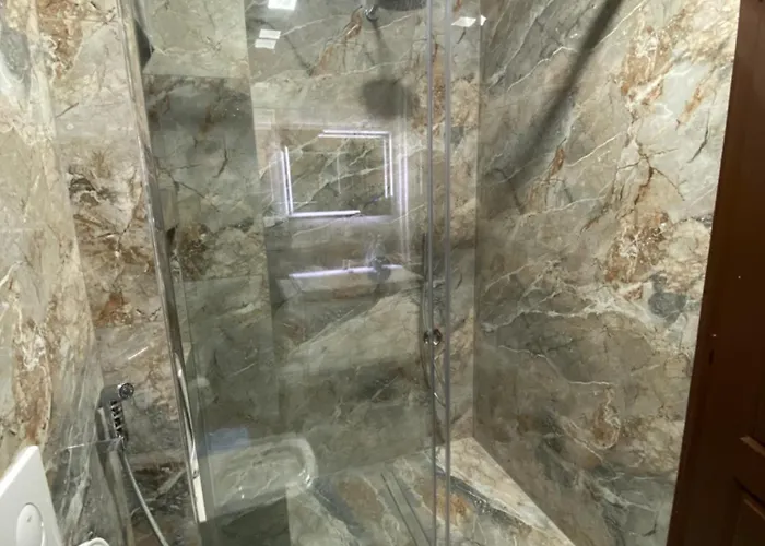 Apartament Comfortable 2-br For 4 *