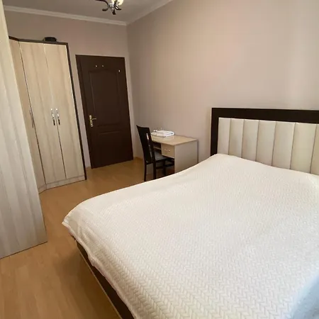Comfortable 2-br For 4 Apartament