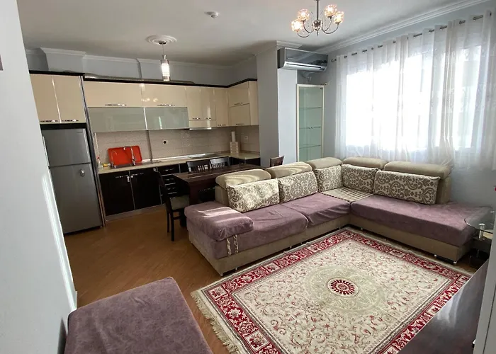 Comfortable 2-br For 4 *